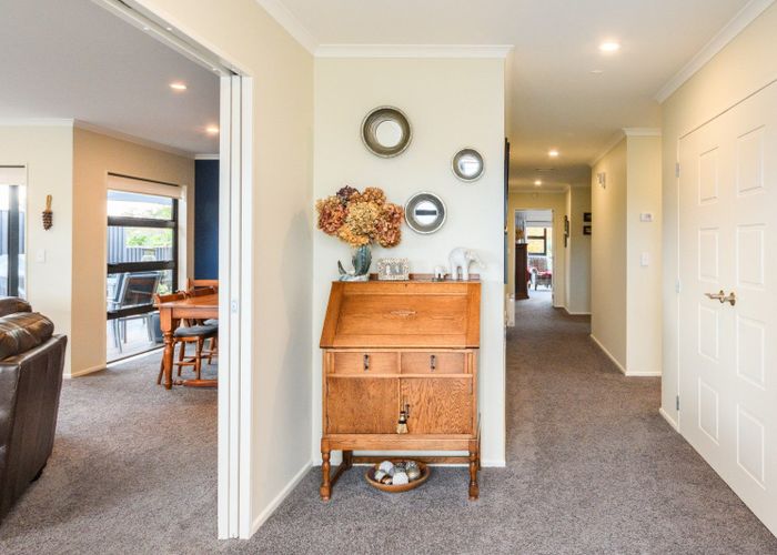 at 4A Silkwood Place, Fitzherbert, Palmerston North