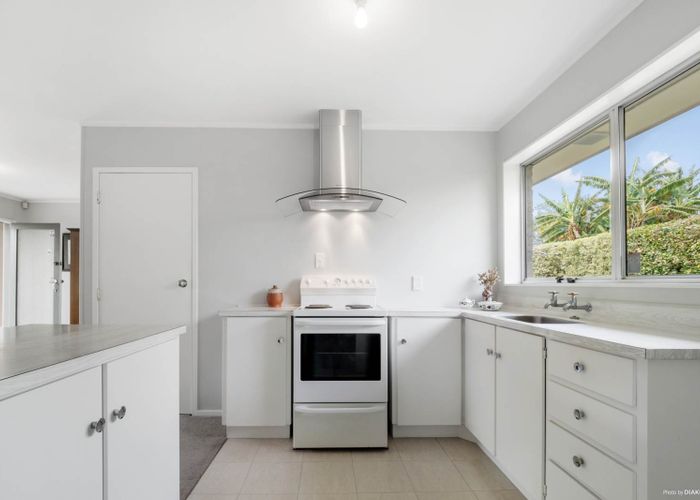  at 19B Diorella Drive, Clover Park, Auckland