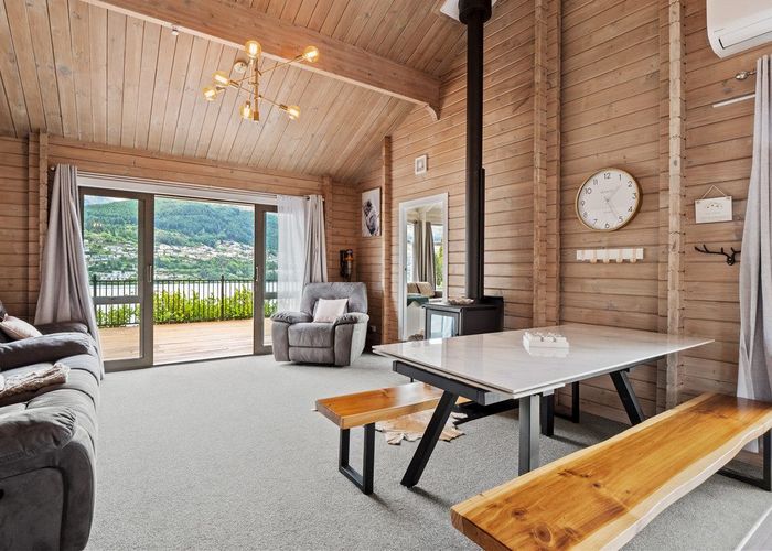  at 25 Oregon Drive, Kelvin Heights, Queenstown-Lakes, Otago