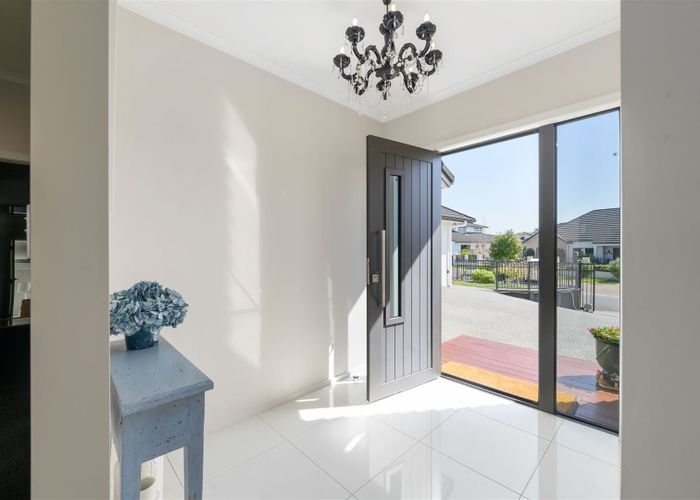  at 3 Cordelia Court, Flagstaff, Hamilton