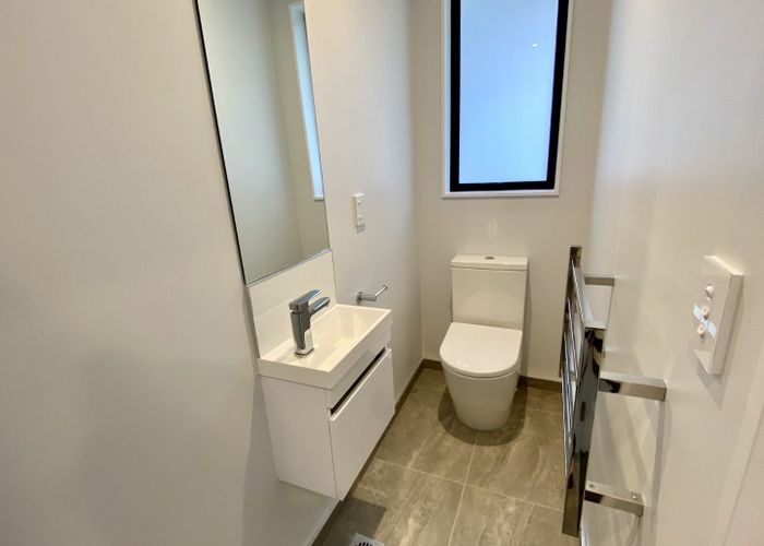  at 8/27 Harewood Road, Papanui, Christchurch City, Canterbury