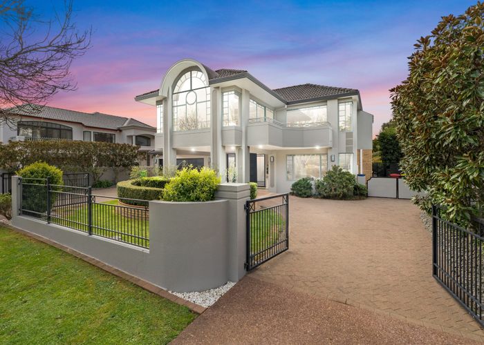  at 21 Bluefin Way, West Harbour, Auckland