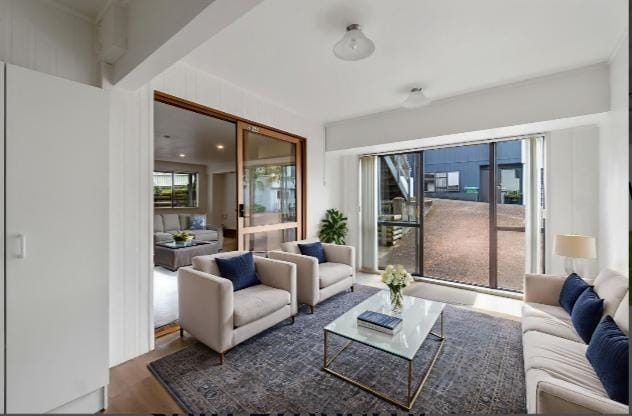  at 1/116 Bradbury Road, Botany Downs, Auckland