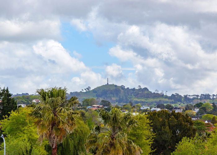  at 28 Kenneth Small Place, Remuera, Auckland