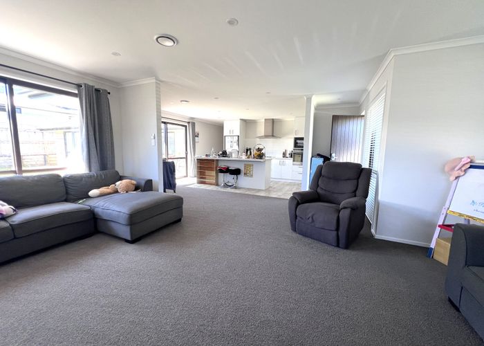  at 37 Whakaturou Crescent, Pyes Pa, Tauranga