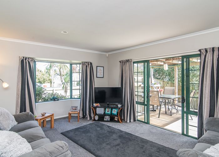  at 20 Moa Road, Raumati Beach, Paraparaumu