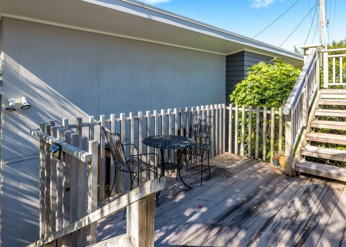  at 20 Wellington Road, Surfdale, Waiheke Island, Auckland