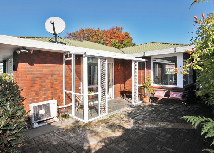 at 2 Guildford Street, Burnside, Christchurch