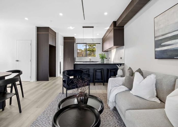  at 2/69 Green Lane East, Remuera, Auckland City, Auckland