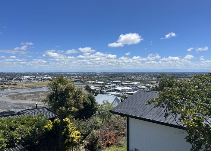  at 90 Cannon Hill Crescent, Mount Pleasant, Christchurch City, Canterbury