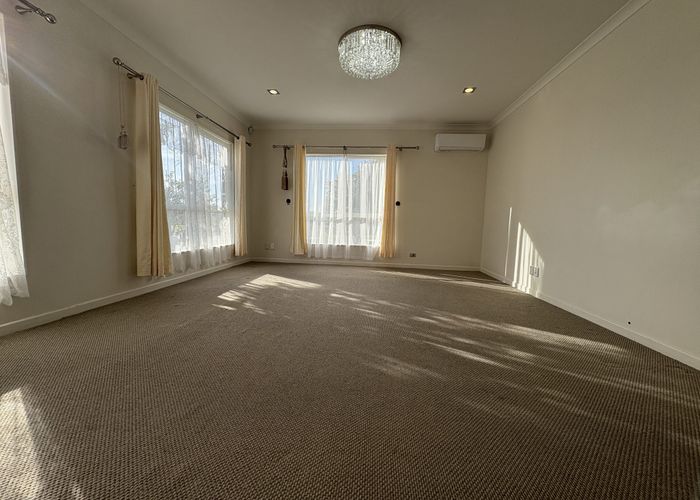  at 42 Dromoland Drive, Flat Bush, Manukau City, Auckland