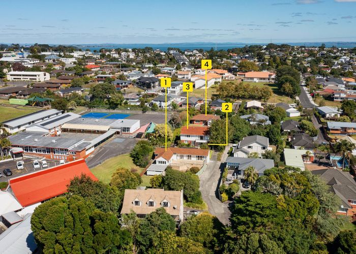  at 42 Bolton Street, Blockhouse Bay, Auckland City, Auckland