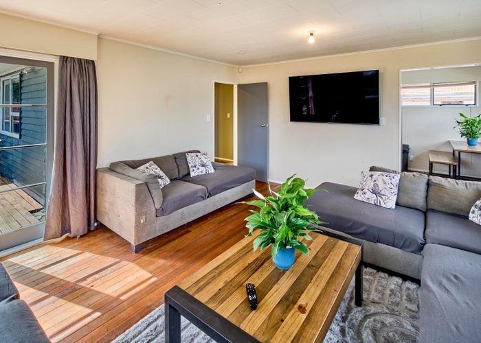  at 14 Indiana Grove, Totara Park, Upper Hutt, Wellington