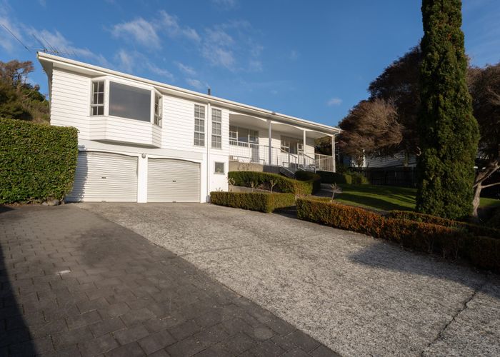  at 3 Waterford Drive, Churton Park, Wellington