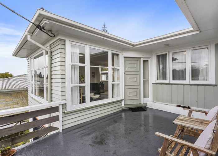  at 19 Blease Street, New Lynn, Auckland