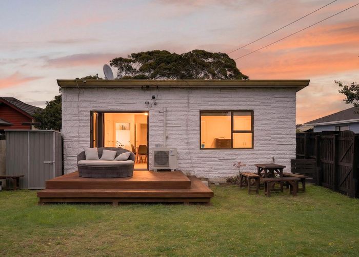  at 270 Breezes Road, Aranui, Christchurch City, Canterbury