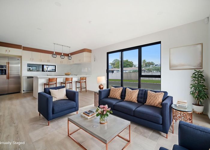  at 8 Tiraumea Drive, Pakuranga, Manukau City, Auckland