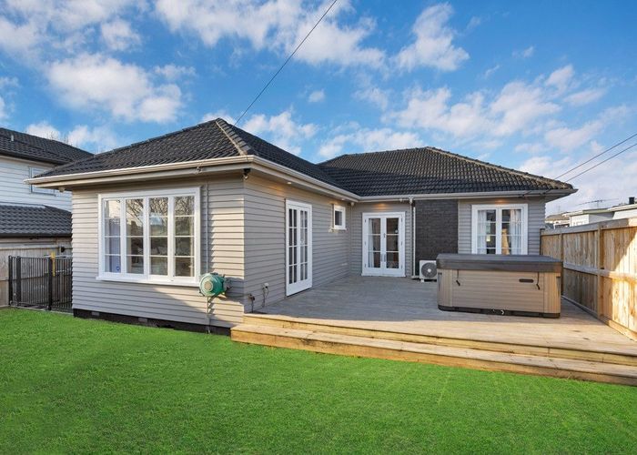  at 1/31 Rosebank Road, Papatoetoe, Manukau City, Auckland