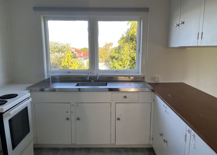  at B/121 McLeod Road, Te Atatu South, Waitakere City, Auckland