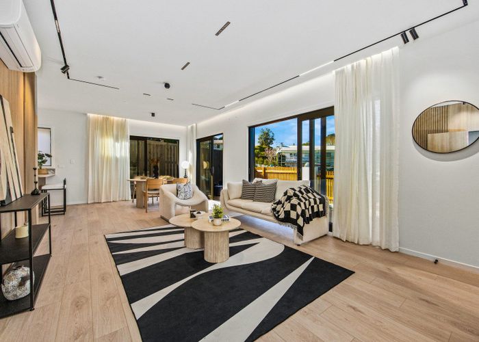  at 1/4 Lyford Crescent, Sunnynook, North Shore City, Auckland