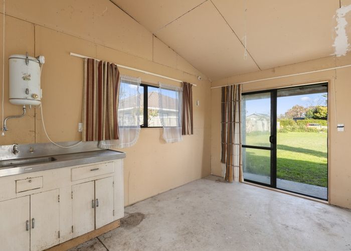  at 74 Atkinson Avenue, Otaki Beach, Otaki