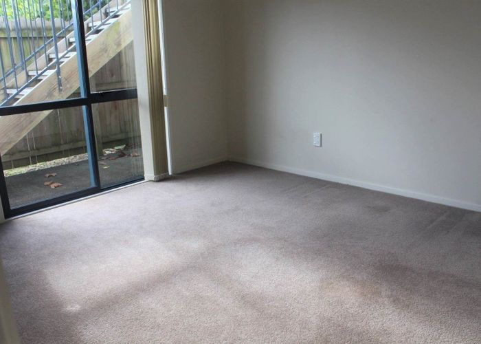  at 20 Vicente Place, Albany, North Shore City, Auckland