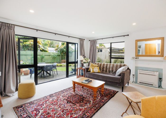  at 3 Winston Avenue, Hokowhitu, Palmerston North, Manawatu / Whanganui