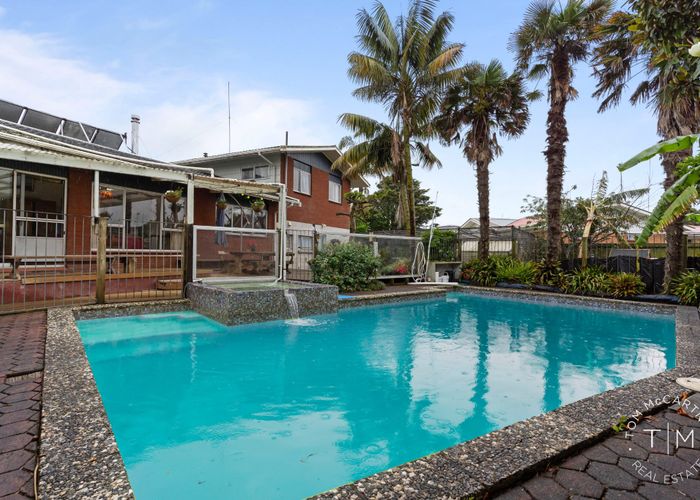  at 11 Huia Road, Papatoetoe, Auckland