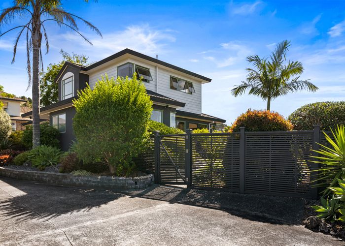  at 48 Redwing Street, Browns Bay, Auckland