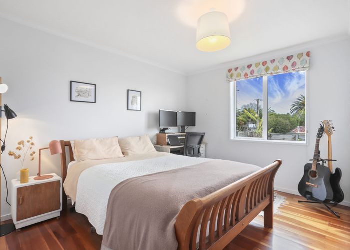  at 38 Woodglen Road, Glen Eden, Auckland