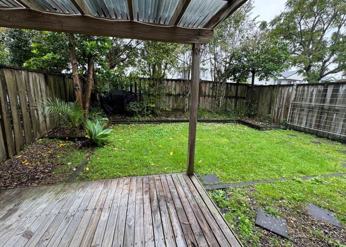  at 6/427 Albany Highway, Albany, North Shore City, Auckland