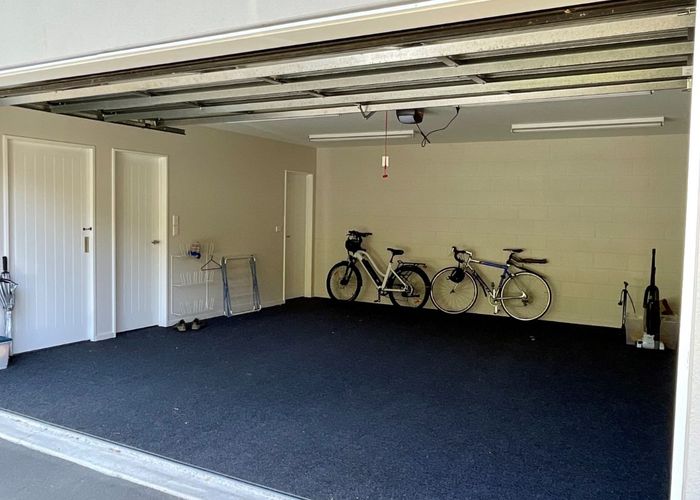  at 92 Bowenvale Ave, Cashmere, Christchurch City, Canterbury
