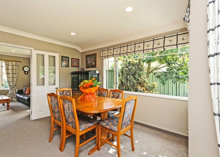  at 77 Kensington Drive, Taradale, Napier