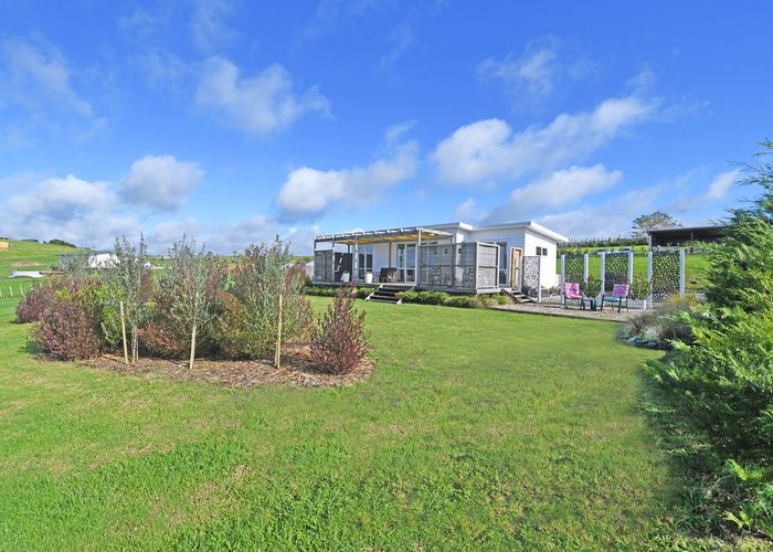  at 64 Brown Road, Hakaru, Kaiwaka