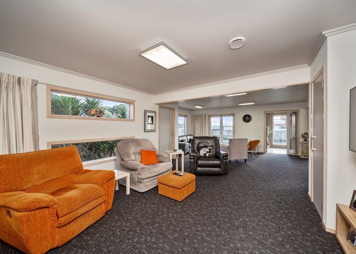  at 10 Oriental Street, Welbourn, New Plymouth