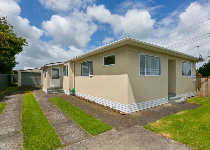  at 137 Ngamotu Road, Spotswood, New Plymouth