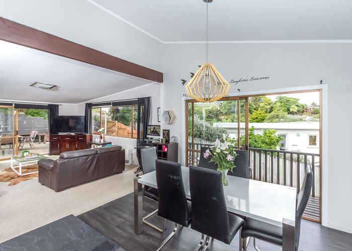  at 11 Kenilworth Place, Dinsdale, Hamilton