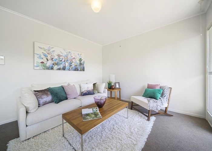  at 2/35 Patons Road, Howick, Auckland