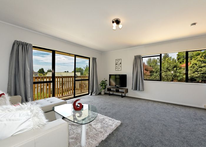  at 1/78 Colwill Road, Massey, Auckland
