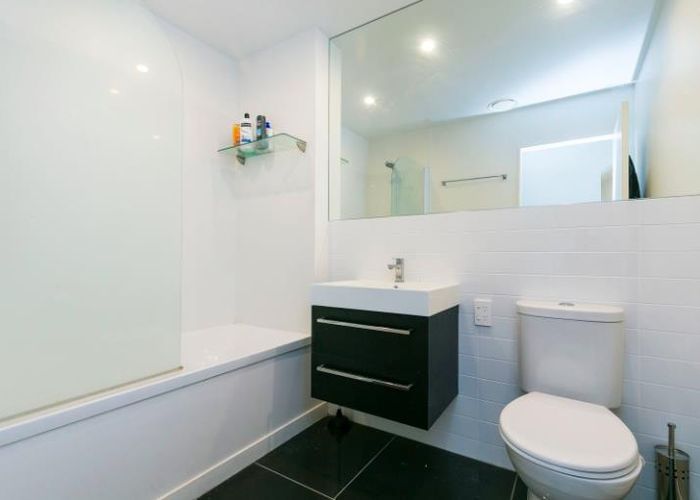  at 3/2 Stone Street, Miramar, Wellington