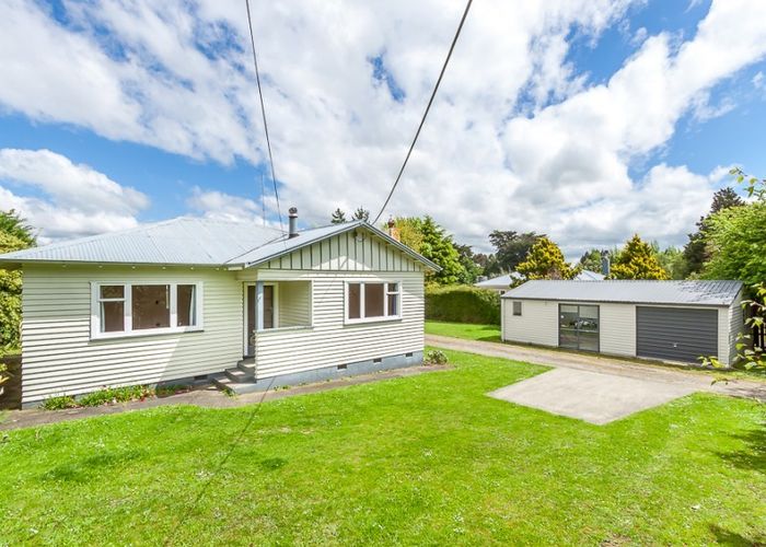  at 11 Edwards Street, Kimbolton, Feilding