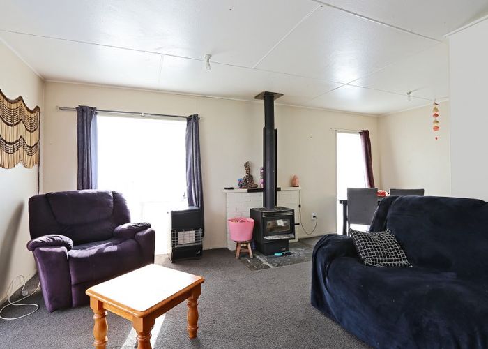 Free property data for 323 Flaxmere Avenue, Flaxmere, Hastings homes