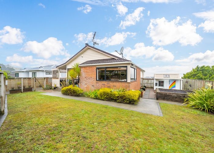  at 165 Tirohanga Road, Tirohanga, Lower Hutt