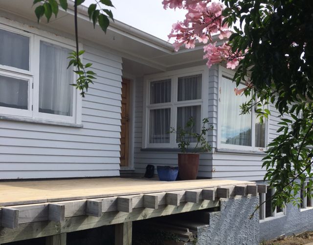  at 28 Ernest Street, Ranui, Porirua