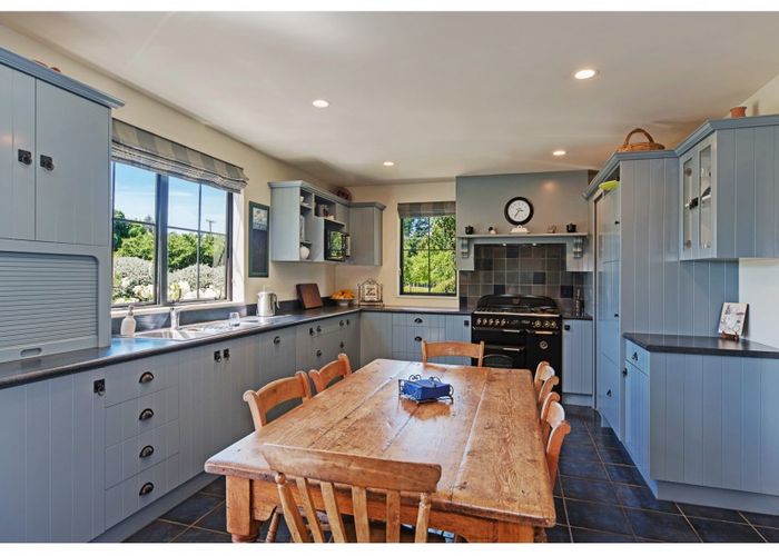  at 60 Golden Hills Road, Redwood Valley, Richmond