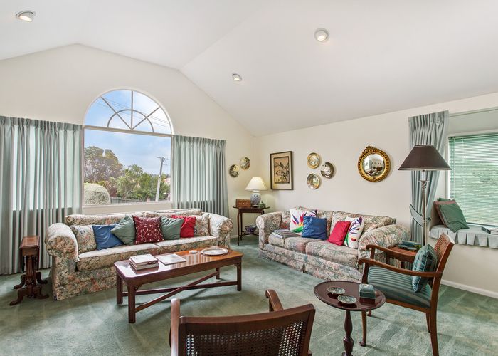  at 1/130 Sandspit Road, Shelly Park, Auckland