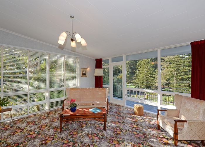  at 52 Glenmore Street, Northland, Wellington