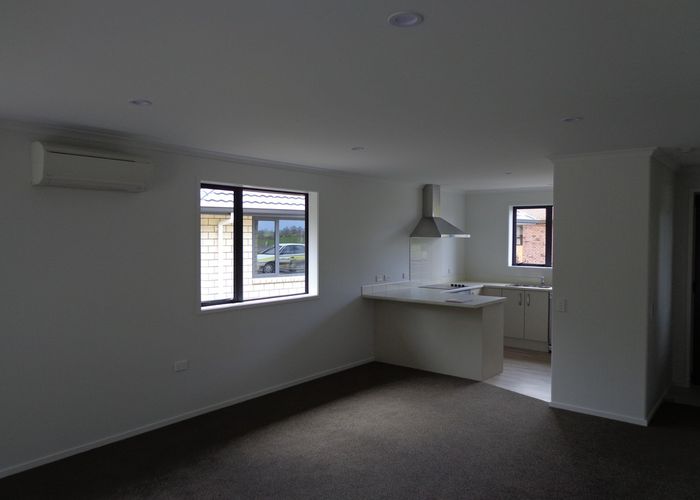  at 1/206 Te Kowhai Road, Burbush, Hamilton