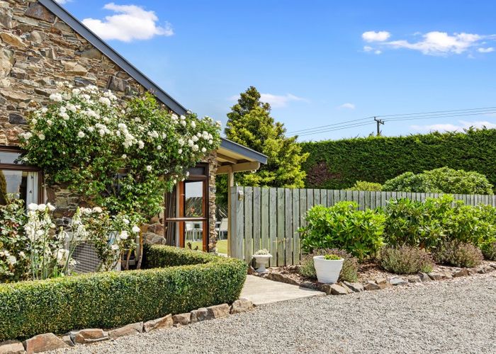  at 8 Thackeray Street, St Andrews