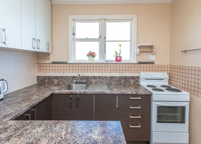  at 16 Lewis Avenue, Aramoho, Whanganui